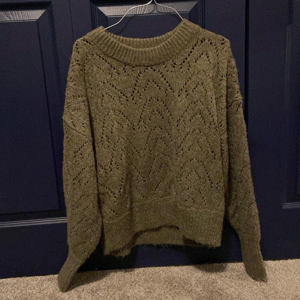 Green Old Navy Sweater